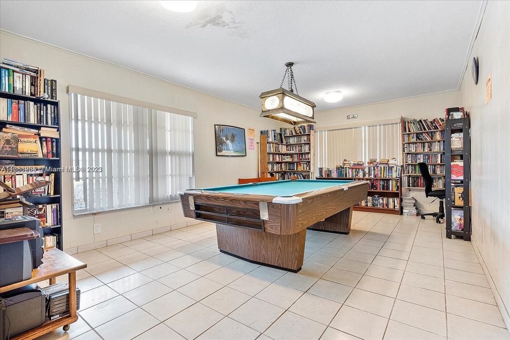 Photo of 501 Blue Heron Dr #108-A, Hallandale Beach, FL 33009 (MLS # A11388235)