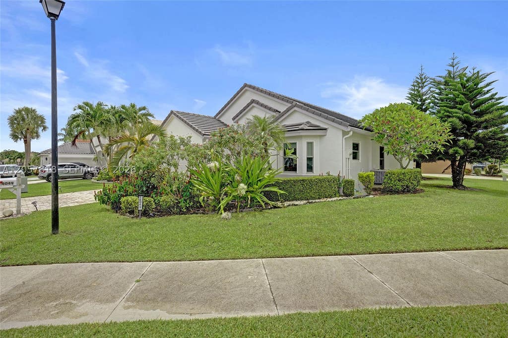 Photo of 14049 Skye Ter #0, Delray Beach, FL 33446 (MLS # A12057818)