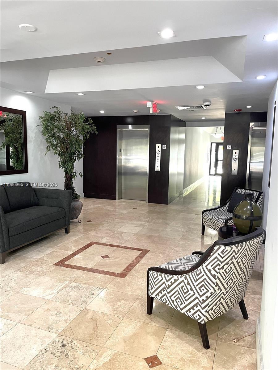 TIGERTAIL BAY CONDO - Residential Lease