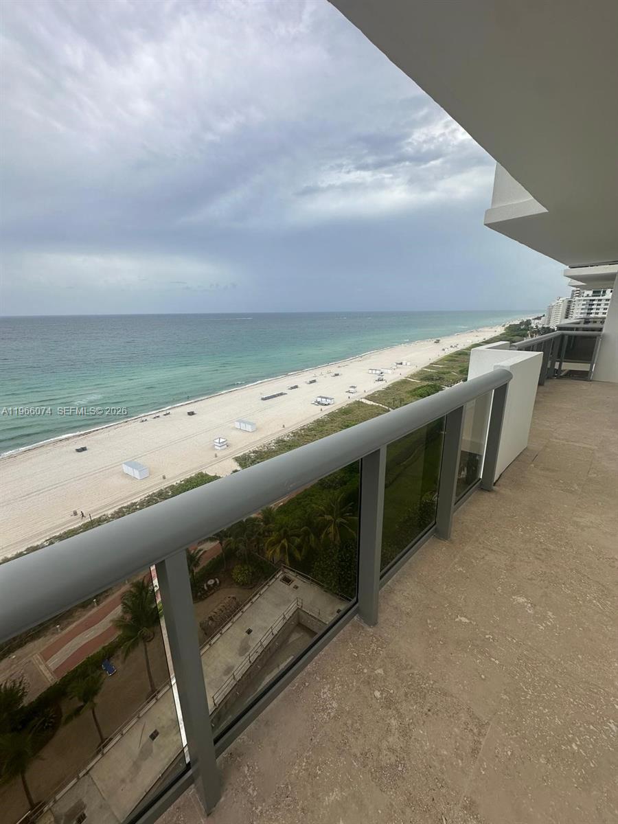 MAISON GRANDE CONDO - Residential