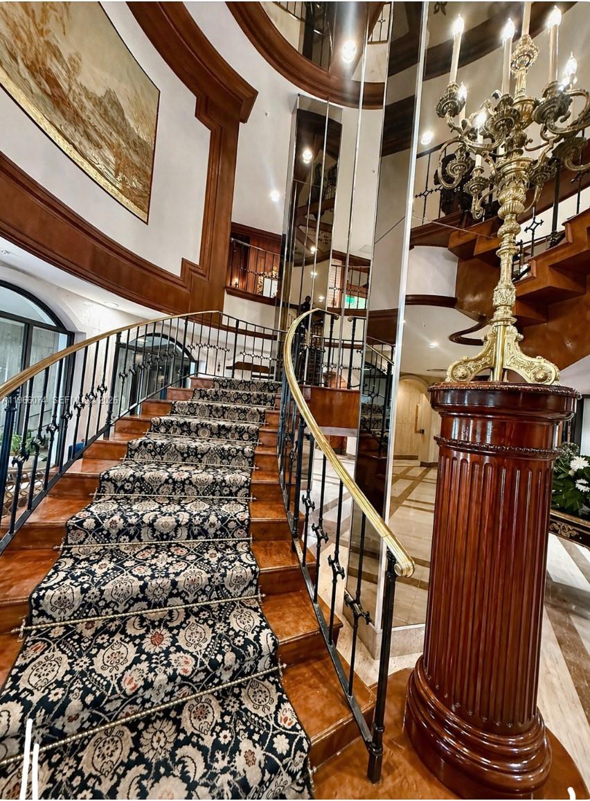 MAISON GRANDE CONDO - Residential