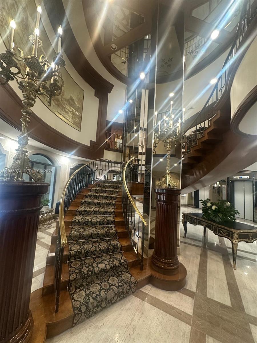 MAISON GRANDE CONDO - Residential