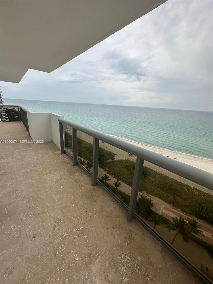 MAISON GRANDE CONDO - Residential