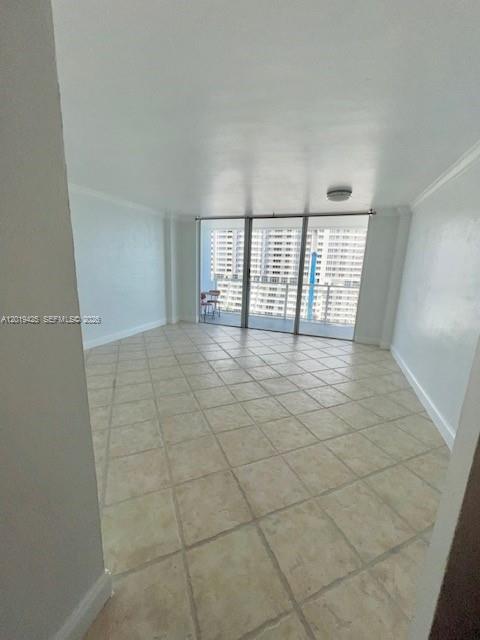 3301 NE 5th Ave 1112