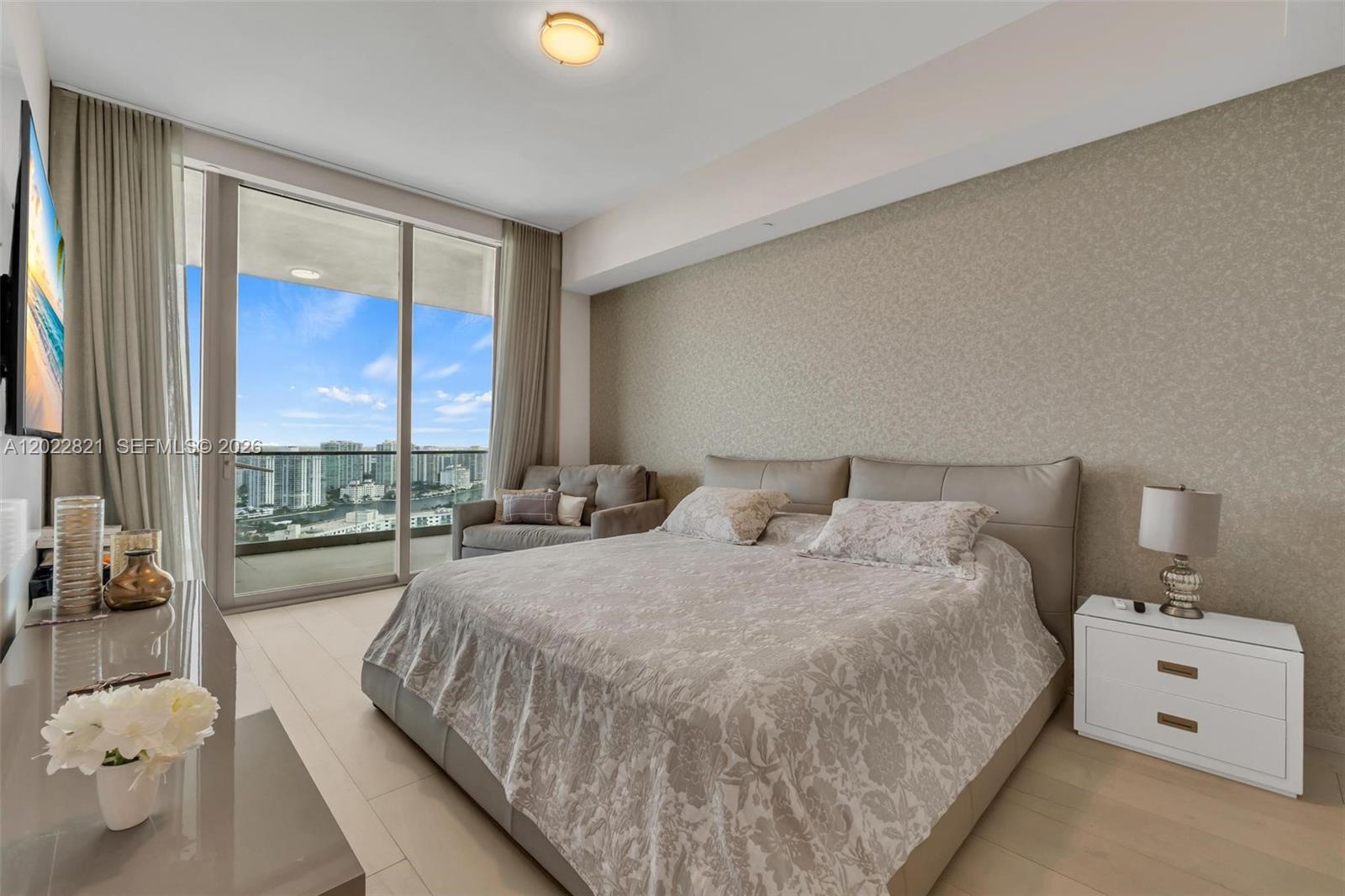 18975 COLLINS CONDO - Residential Lease