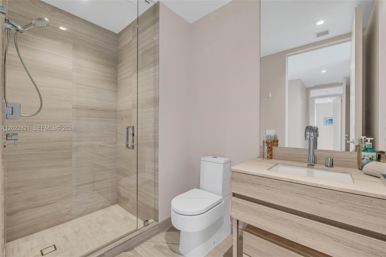 18975 COLLINS CONDO - Residential Lease