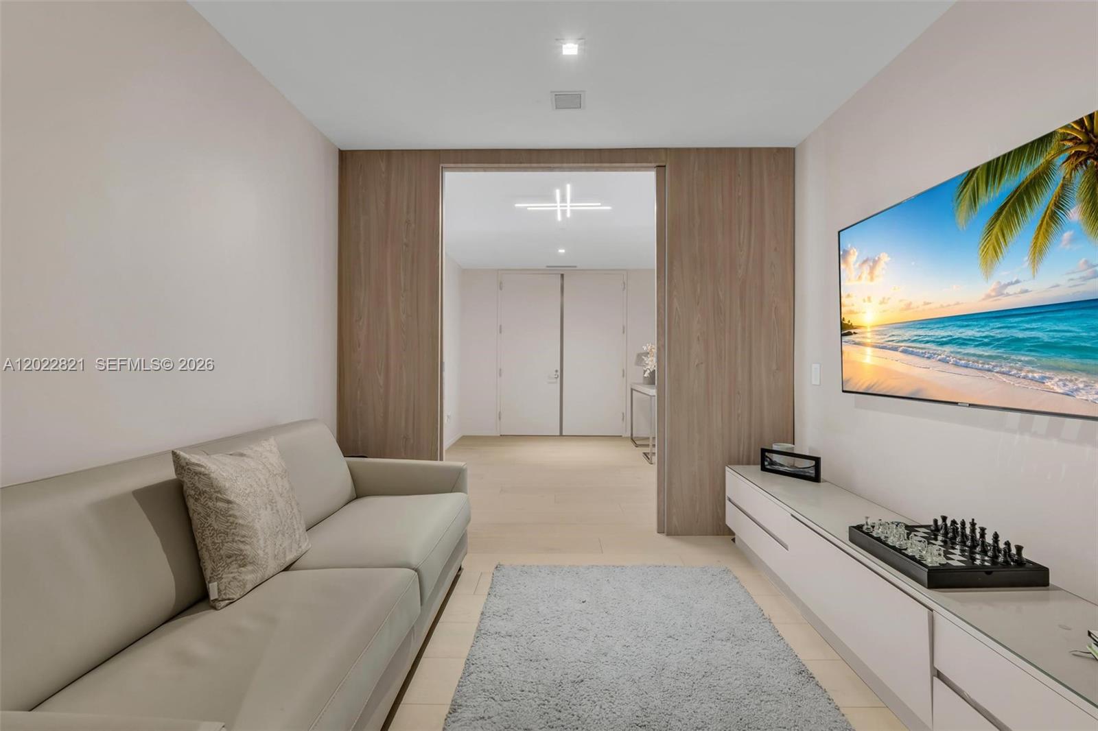 18975 COLLINS CONDO - Residential Lease