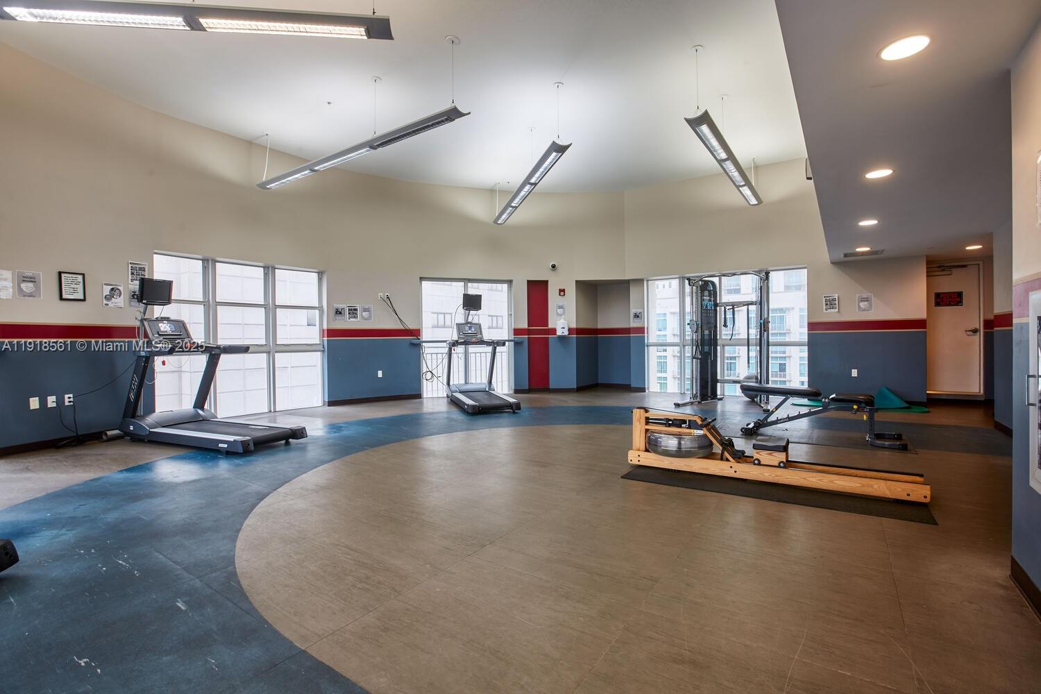 DOWNTOWN DADELAND CONDO N - Residential