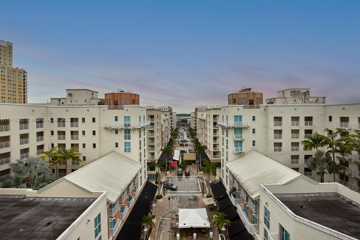 DOWNTOWN DADELAND CONDO N - Residential