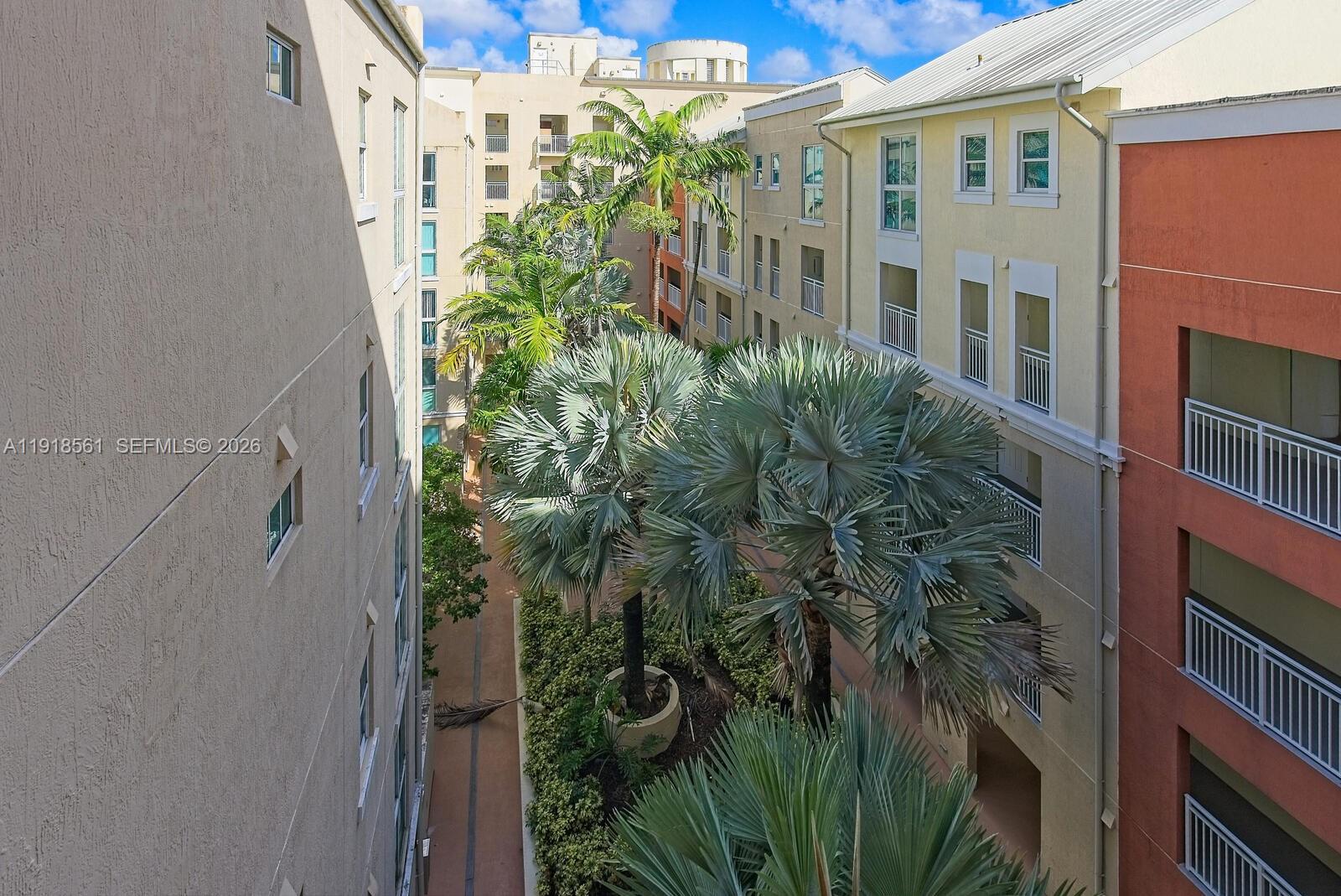 DOWNTOWN DADELAND CONDO N - Residential