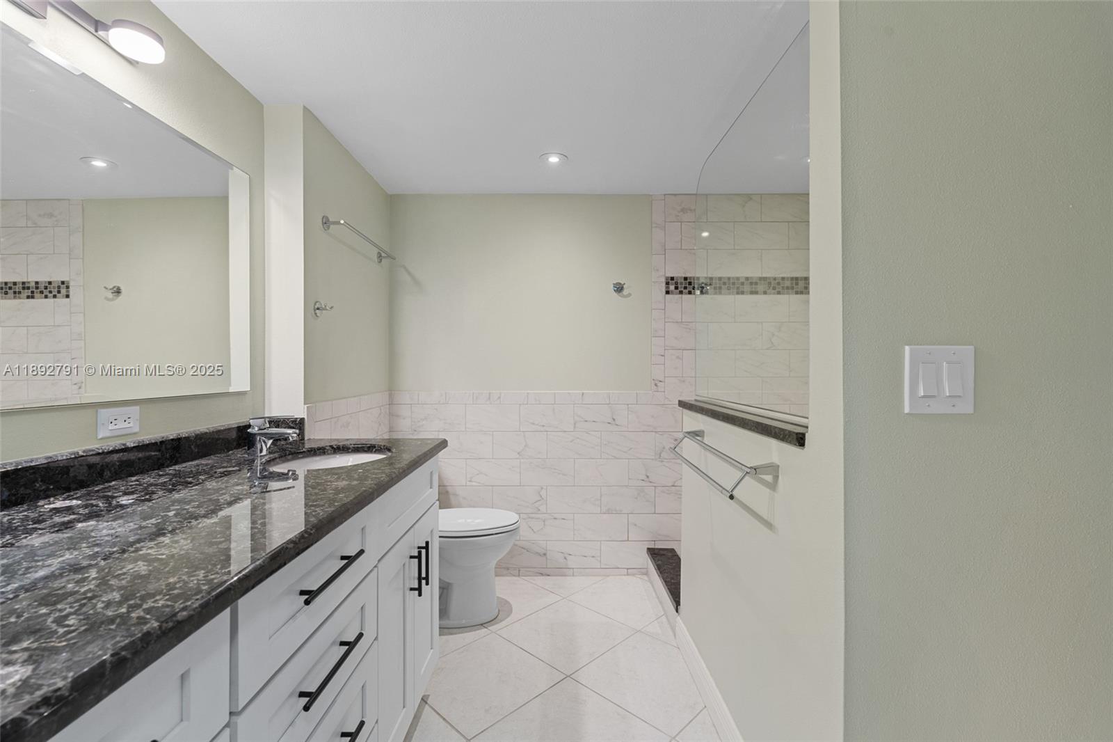 FAIRWAYS - Residential