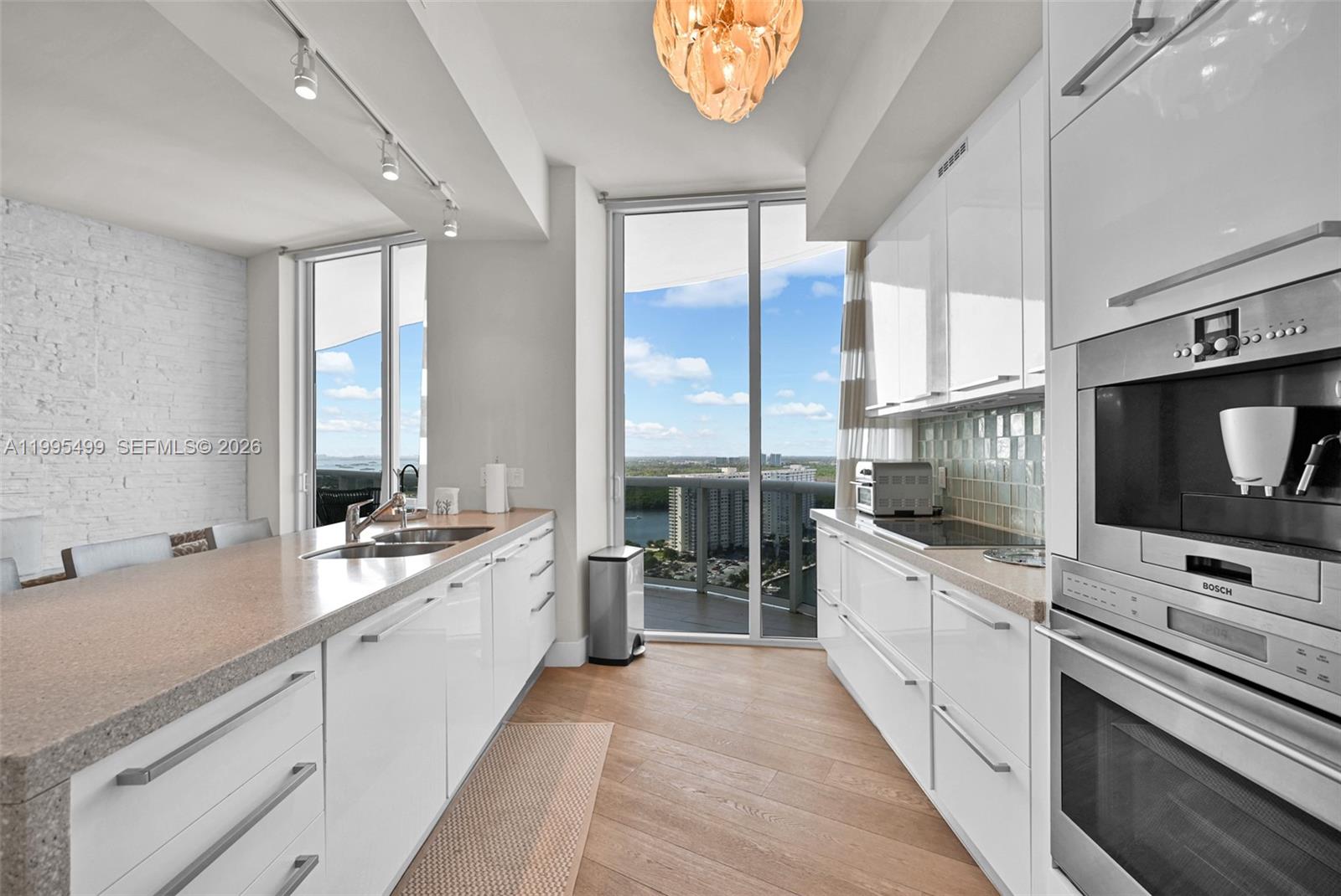 TDR TOWER II CONDO - Residential Lease