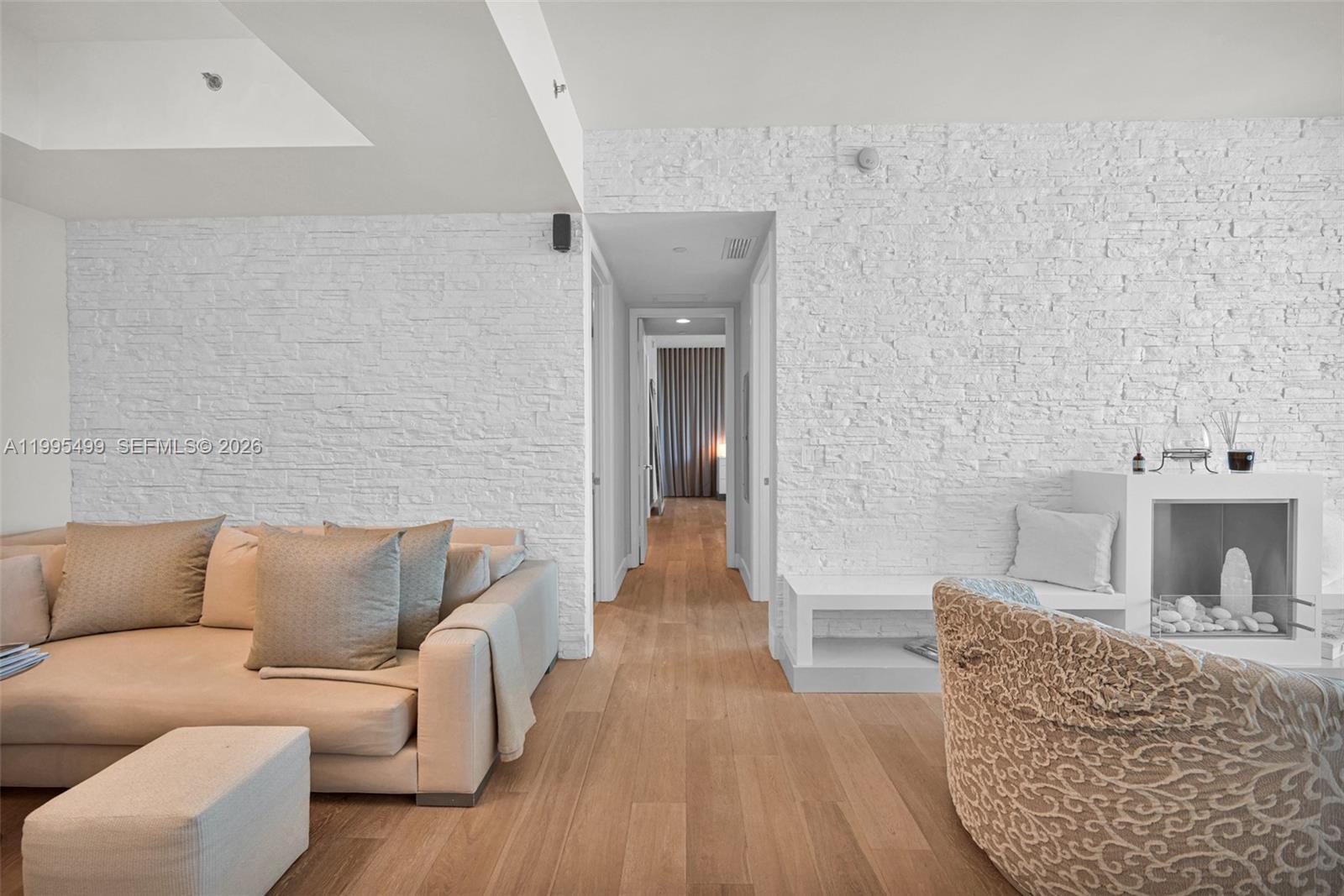 TDR TOWER II CONDO - Residential Lease