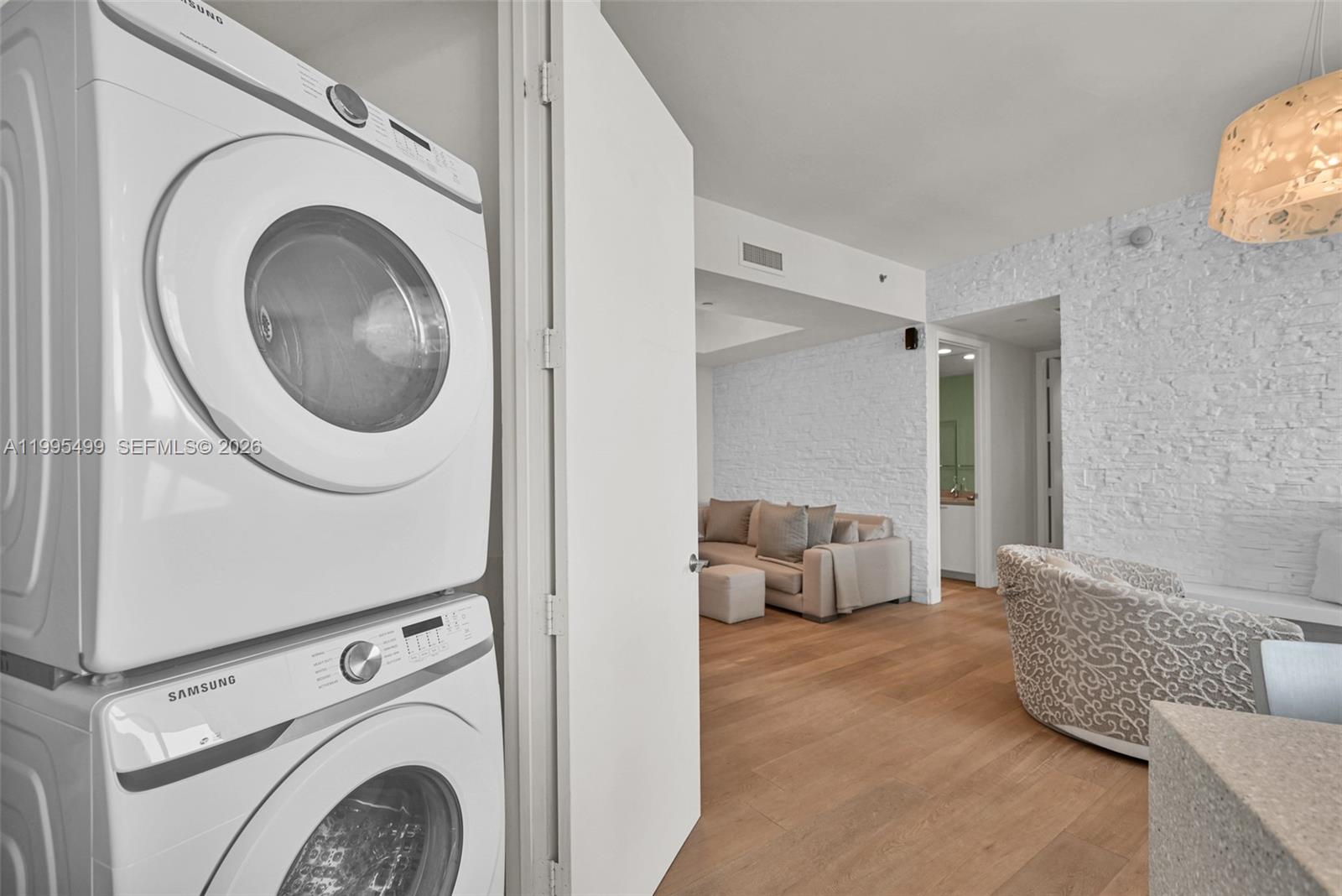 TDR TOWER II CONDO - Residential Lease