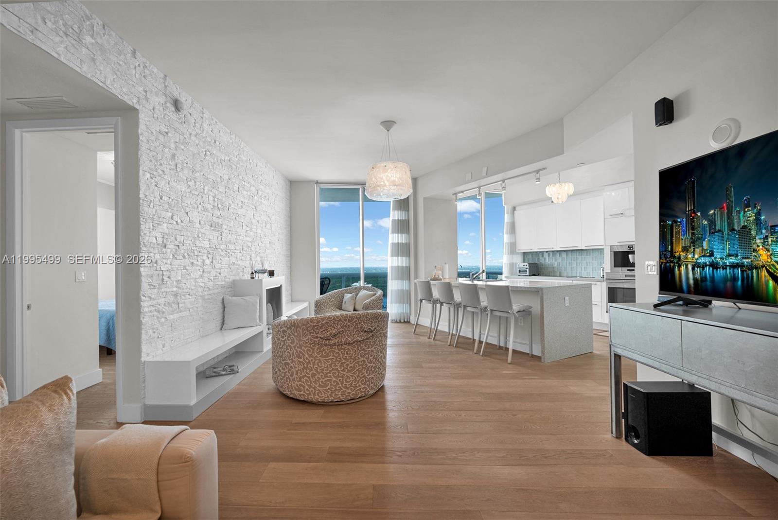 TDR TOWER II CONDO - Residential Lease