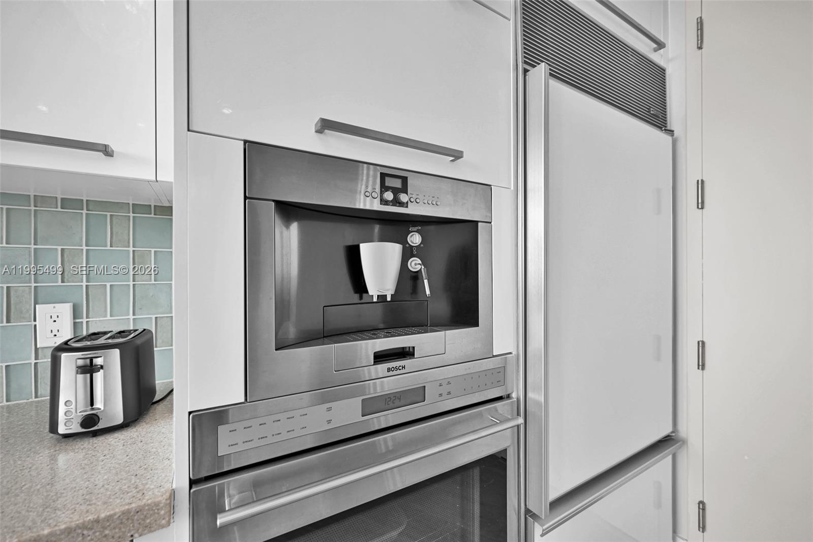 TDR TOWER II CONDO - Residential Lease