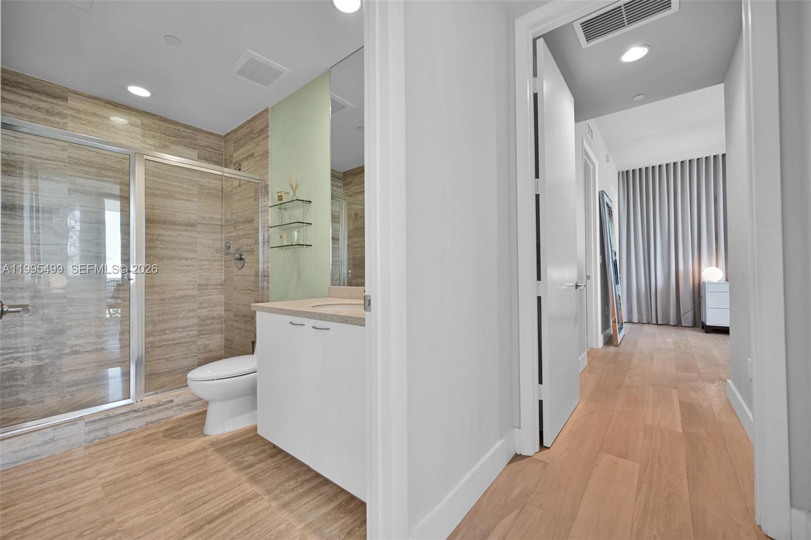 TDR TOWER II CONDO - Residential Lease