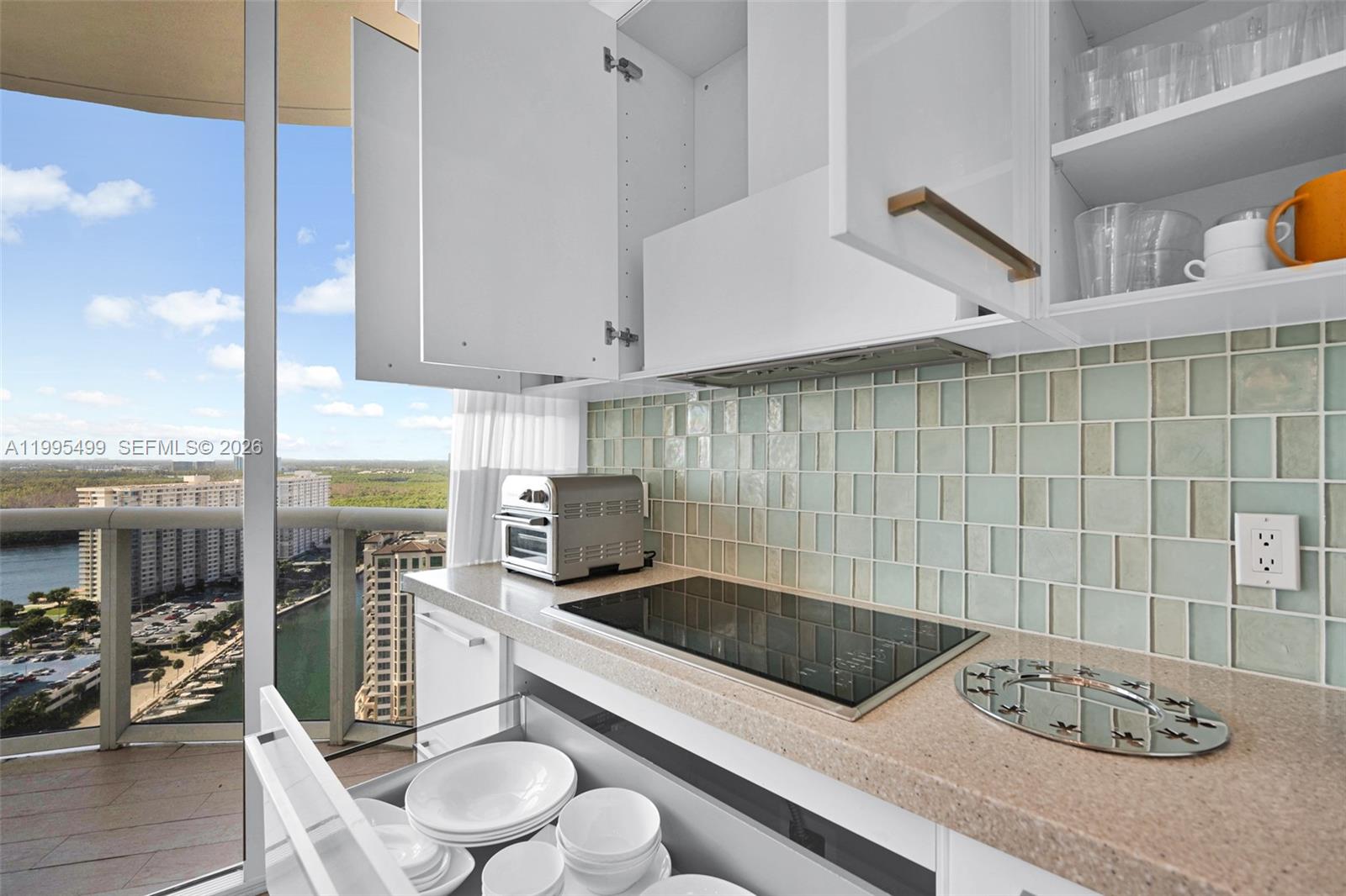 TDR TOWER II CONDO - Residential Lease