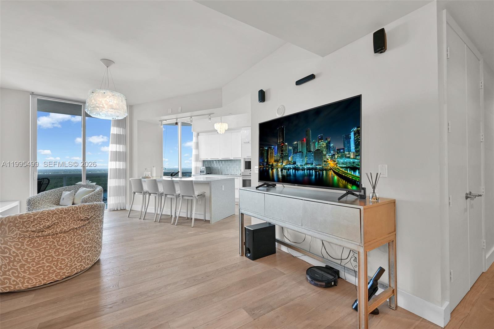 TDR TOWER II CONDO - Residential Lease