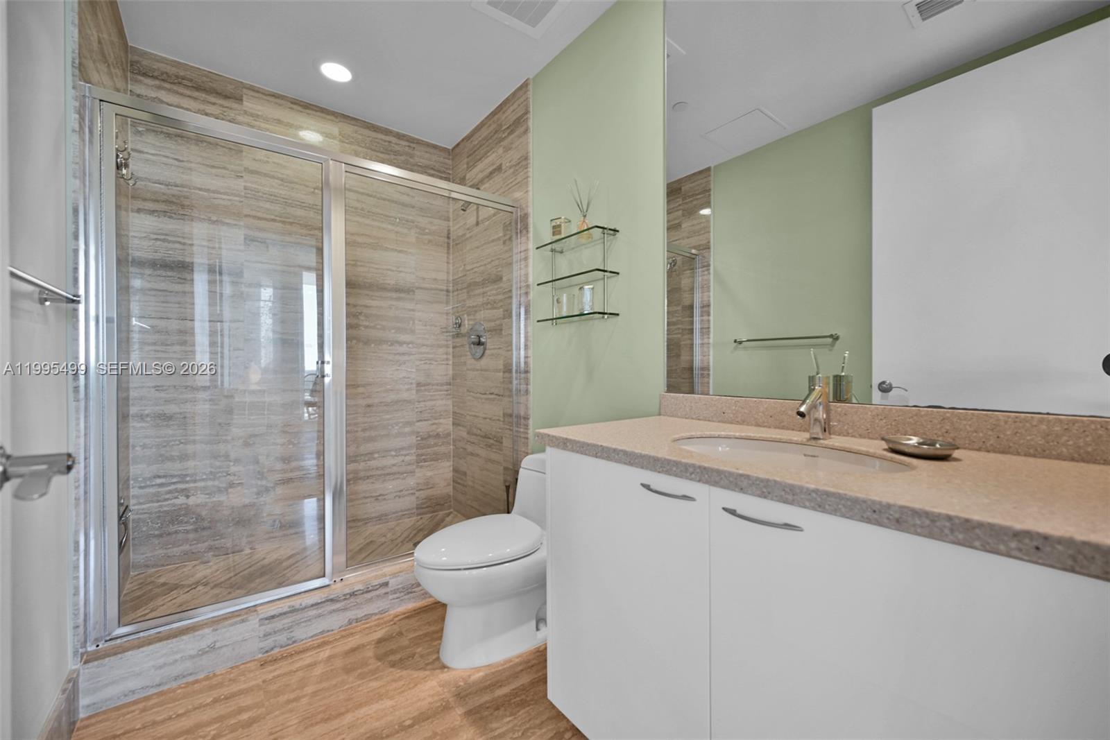 TDR TOWER II CONDO - Residential Lease