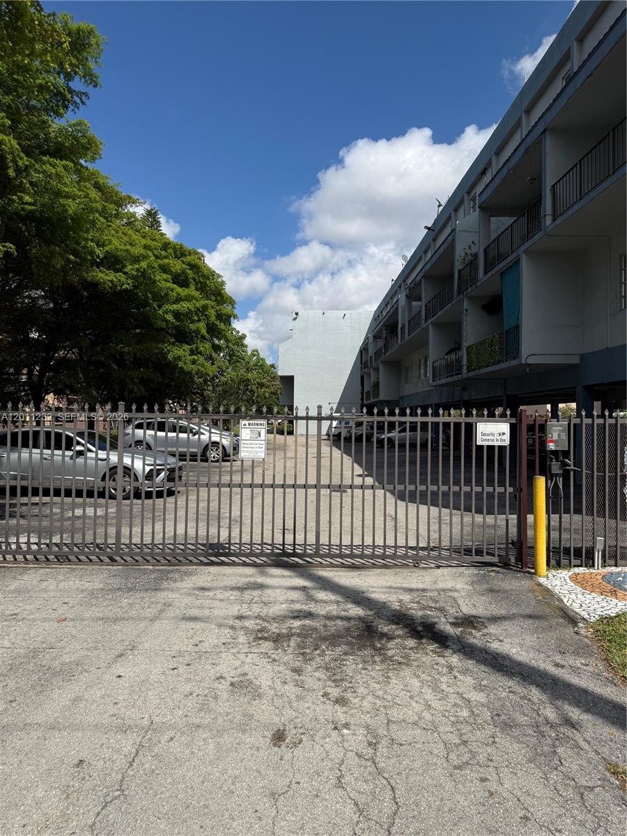 VILLAS SAN MIGUEL CONDO - Residential