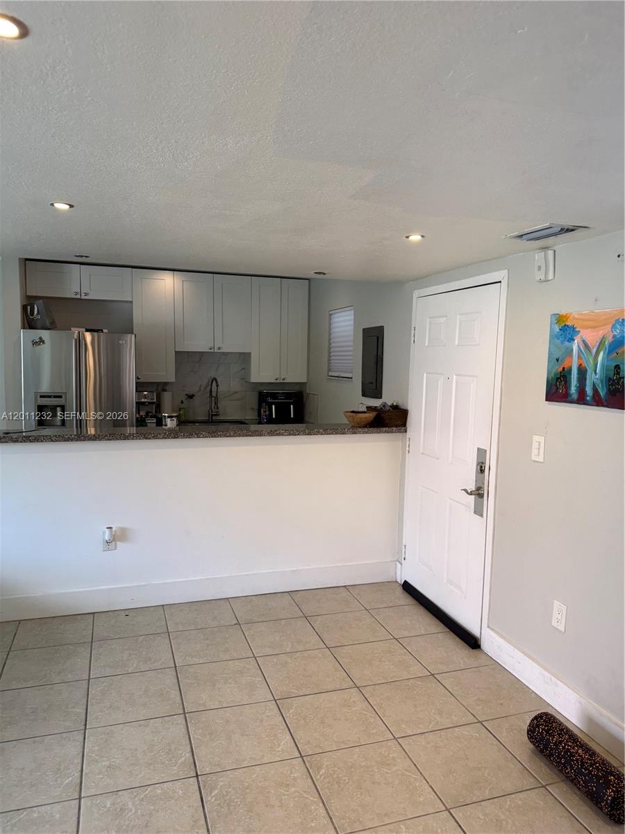 VILLAS SAN MIGUEL CONDO - Residential