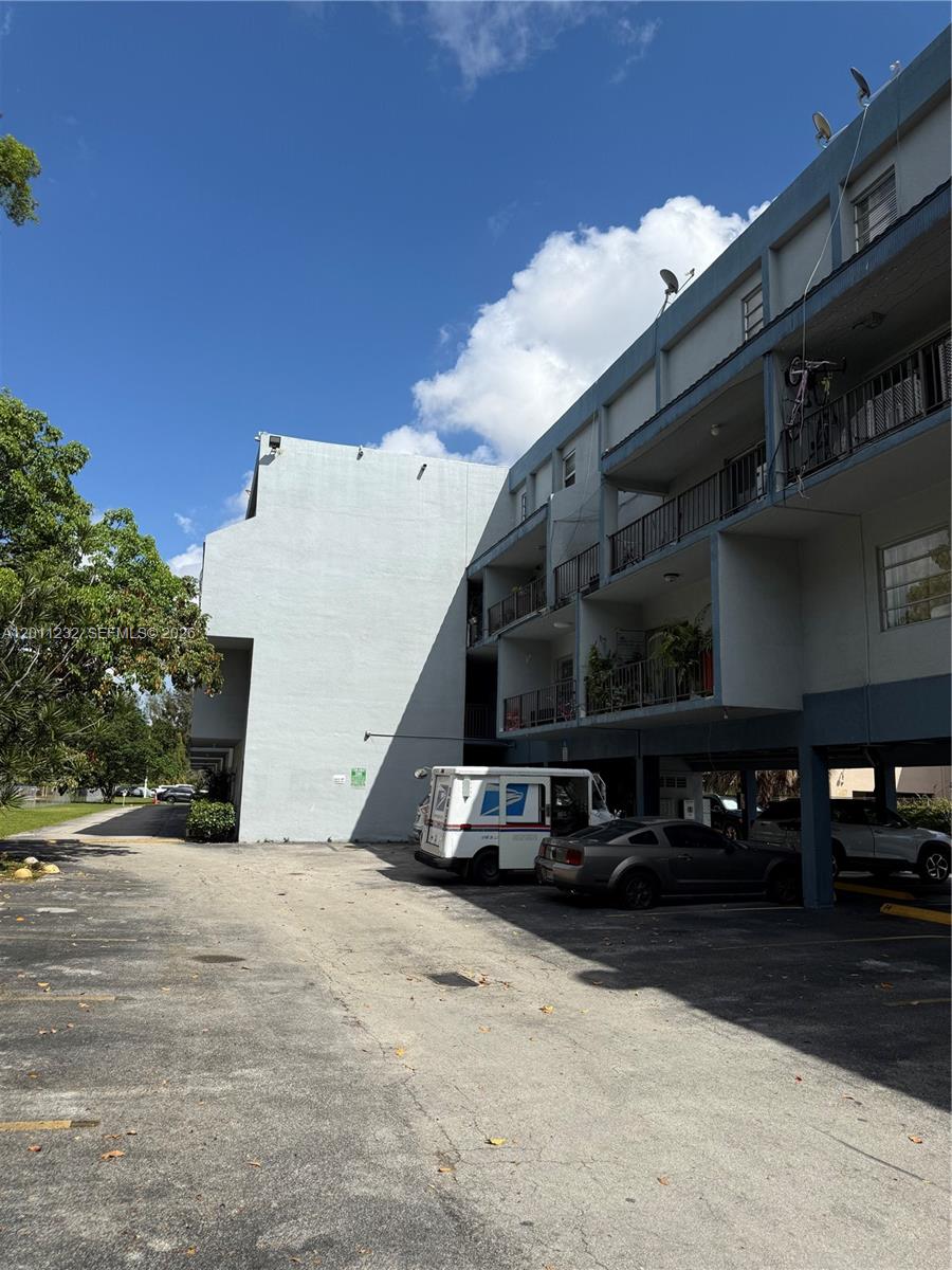 VILLAS SAN MIGUEL CONDO - Residential