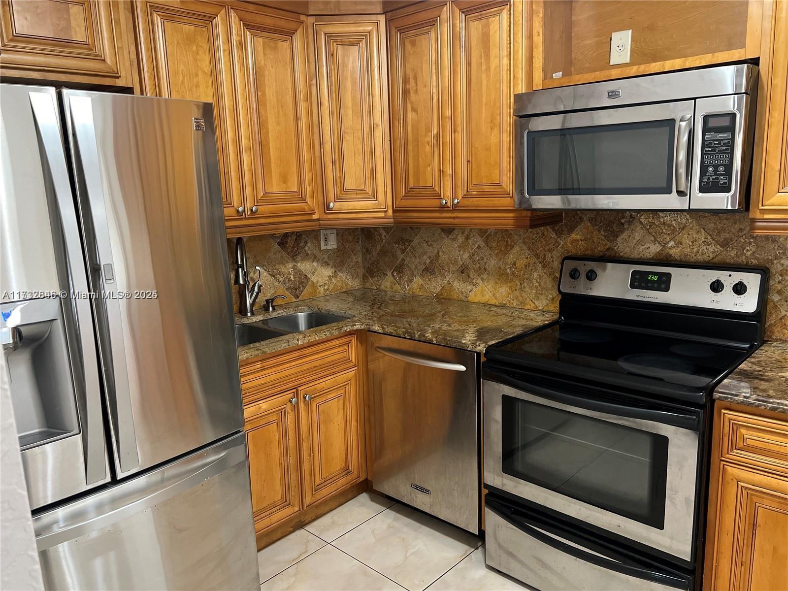 Rental Property at 491 E 19th St 491, Hialeah, Miami-Dade County, Florida - Bedrooms: 3 
Bathrooms: 1  - $3,600 MO.