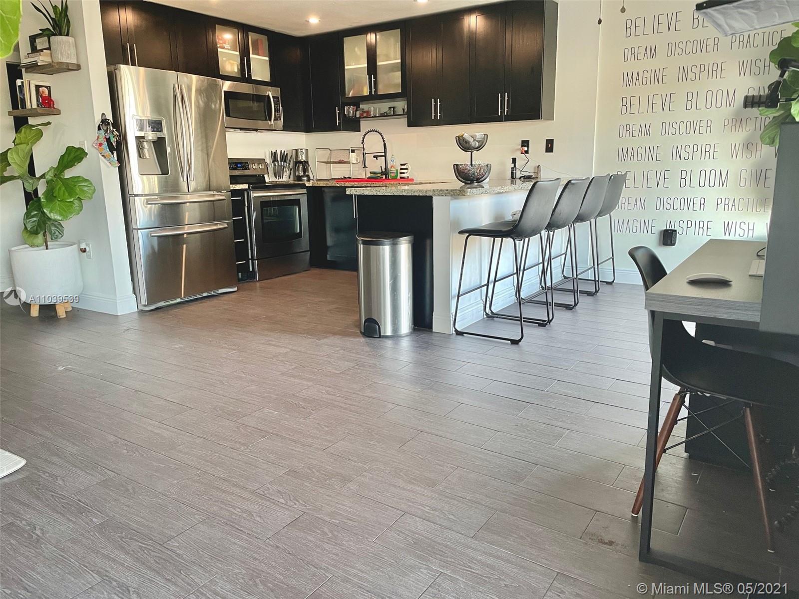 CARIBBEAN HOUSE CONDO - Residential