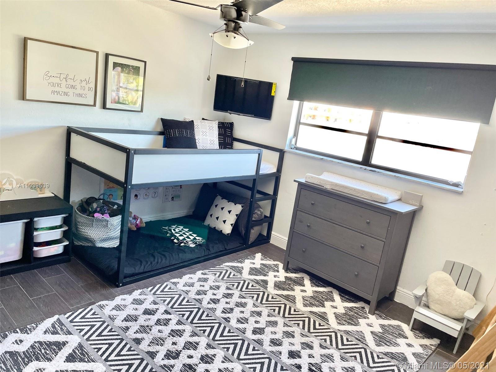CARIBBEAN HOUSE CONDO - Residential