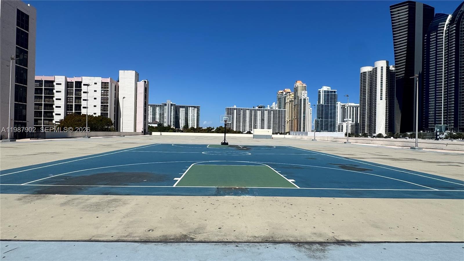 PLAZA OF AMERICAS CONDO P - Residential