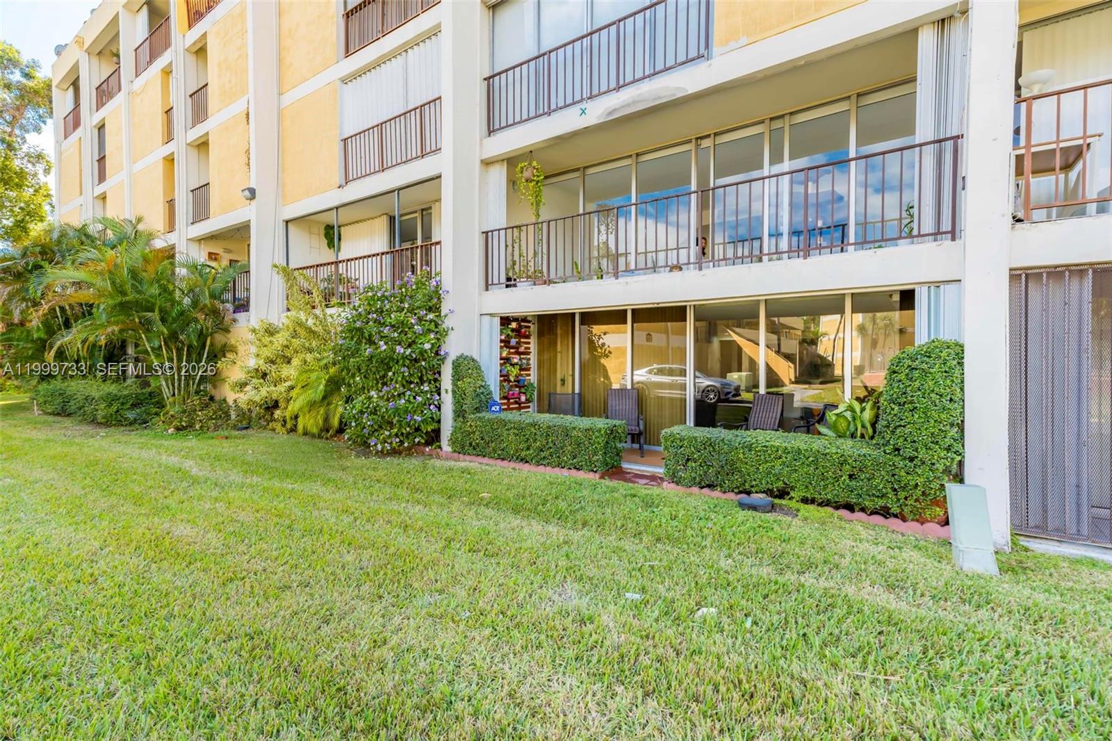 PARKVIEW CONDO NO 1 - Residential