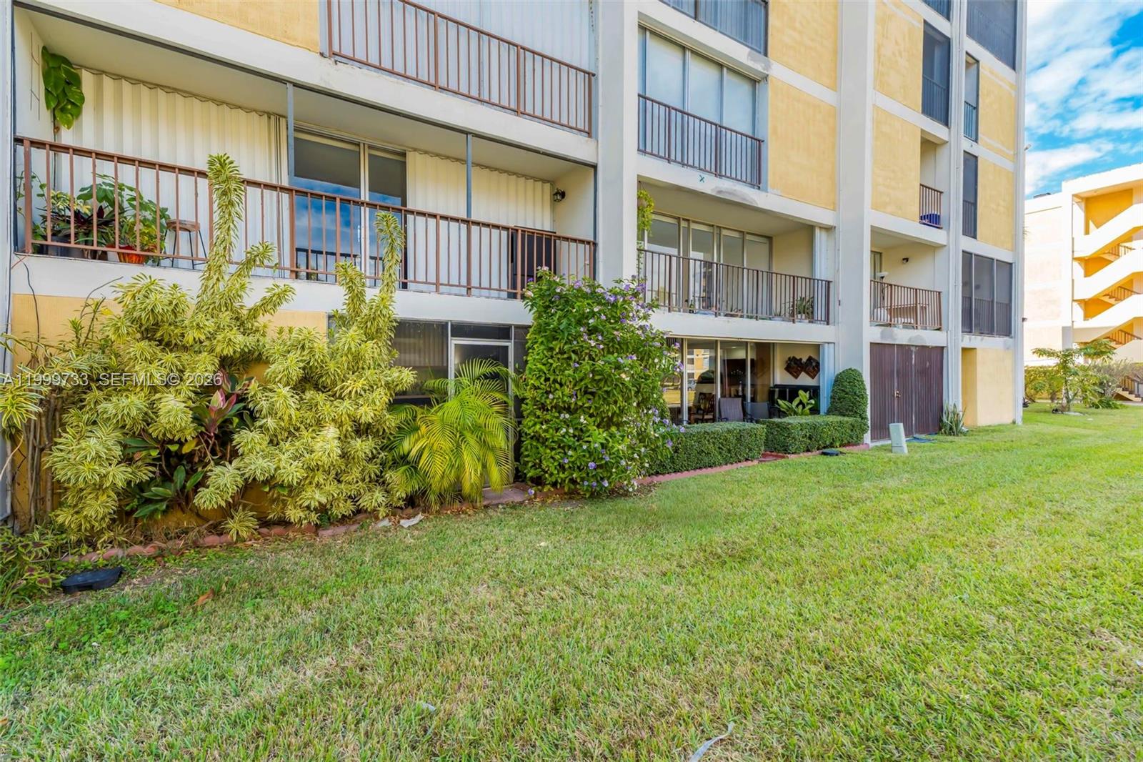 PARKVIEW CONDO NO 1 - Residential