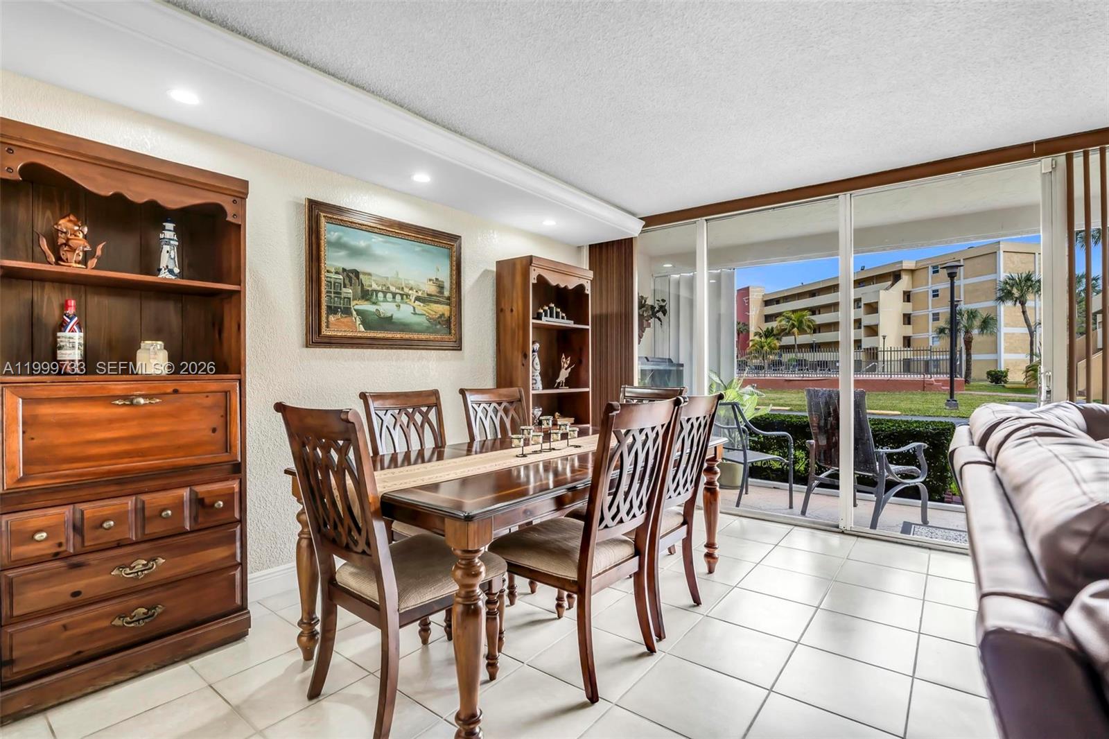 PARKVIEW CONDO NO 1 - Residential