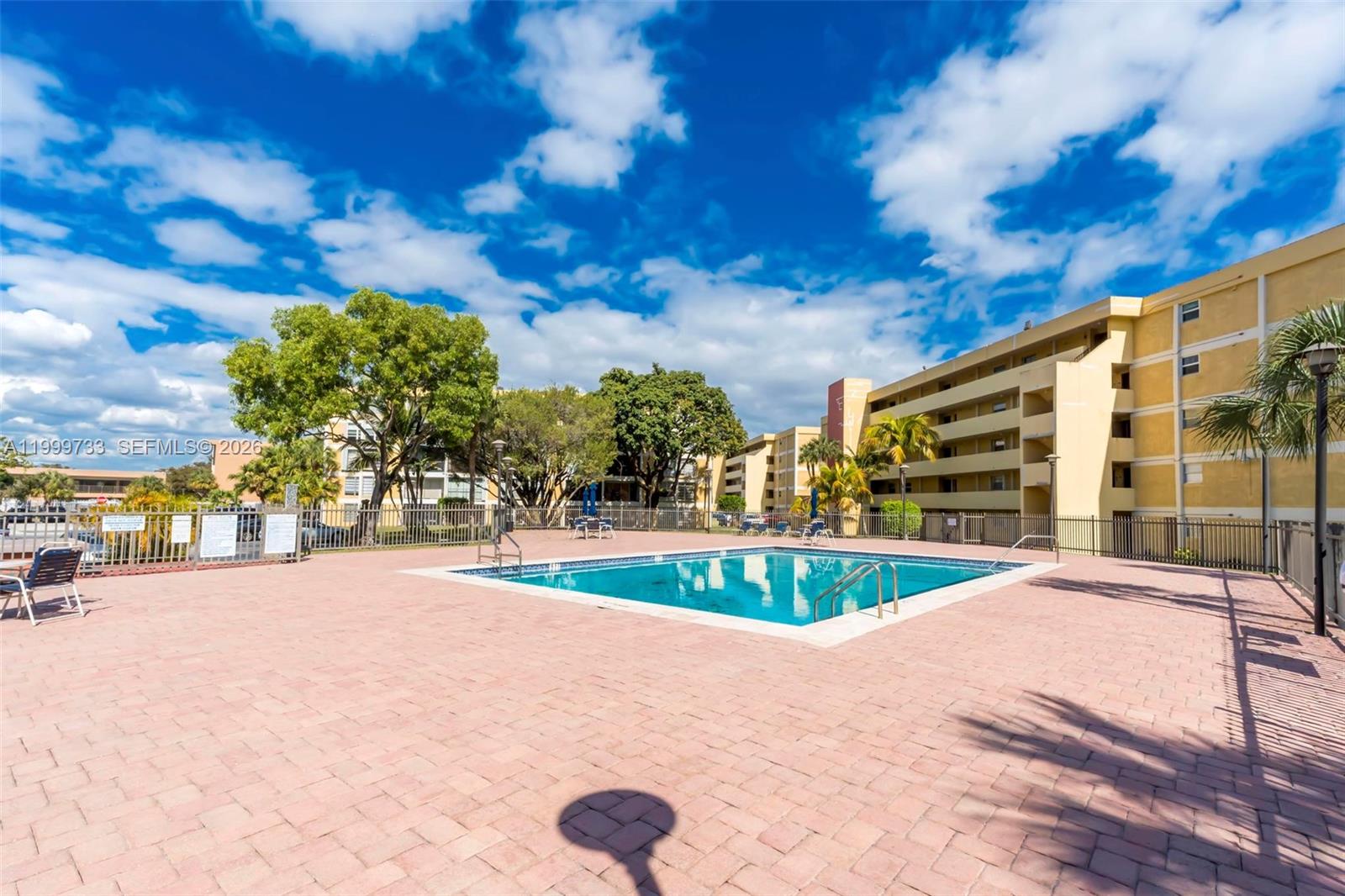 PARKVIEW CONDO NO 1 - Residential