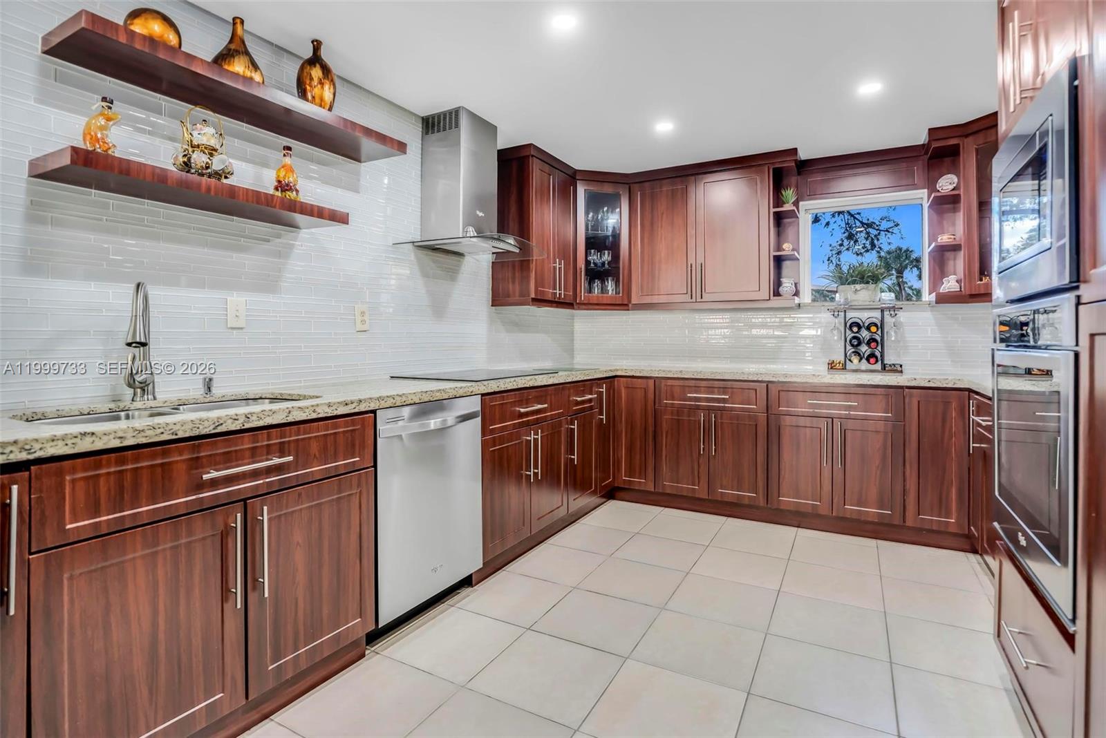 PARKVIEW CONDO NO 1 - Residential