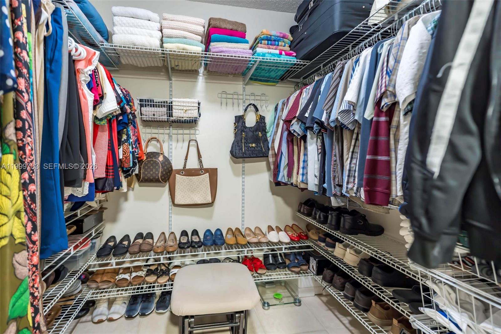 PARKVIEW CONDO NO 1 - Residential