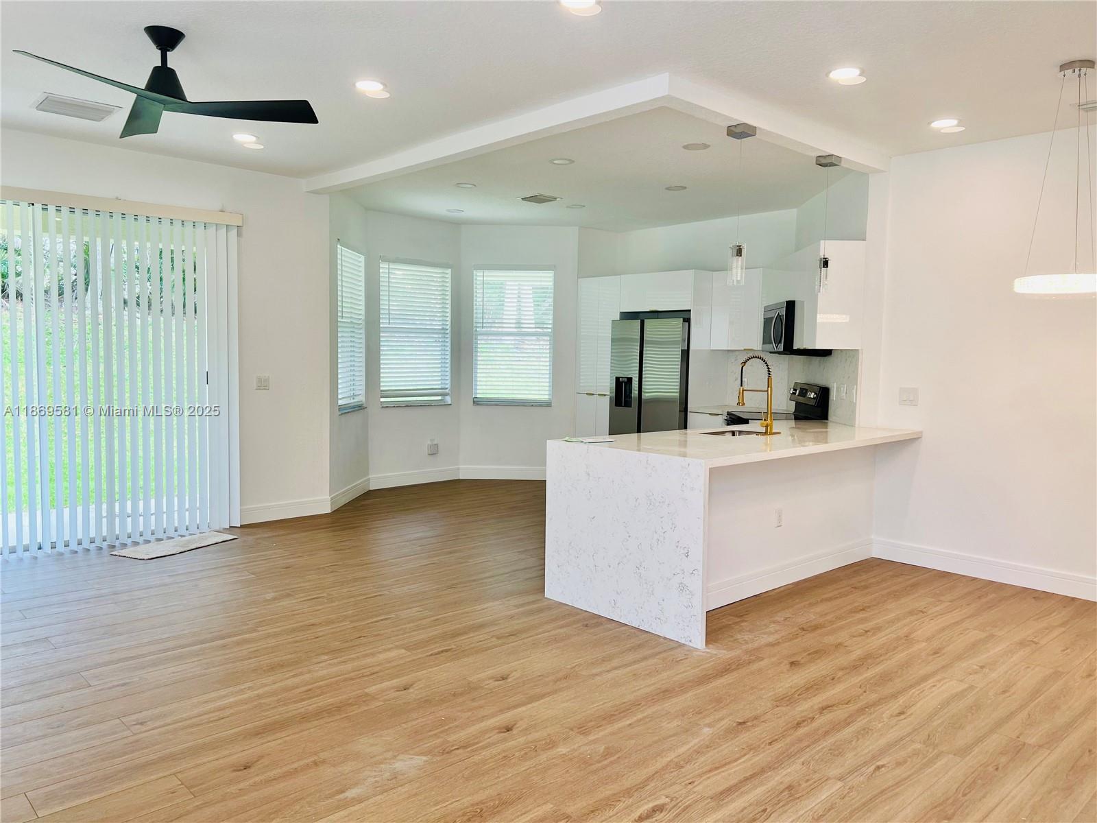 LAKEFOREST AT ST LUCIE WE - Residential