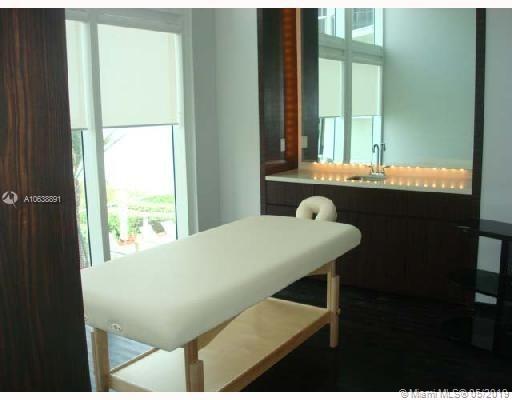 OCEAN FOUR CONDO - Residential Lease