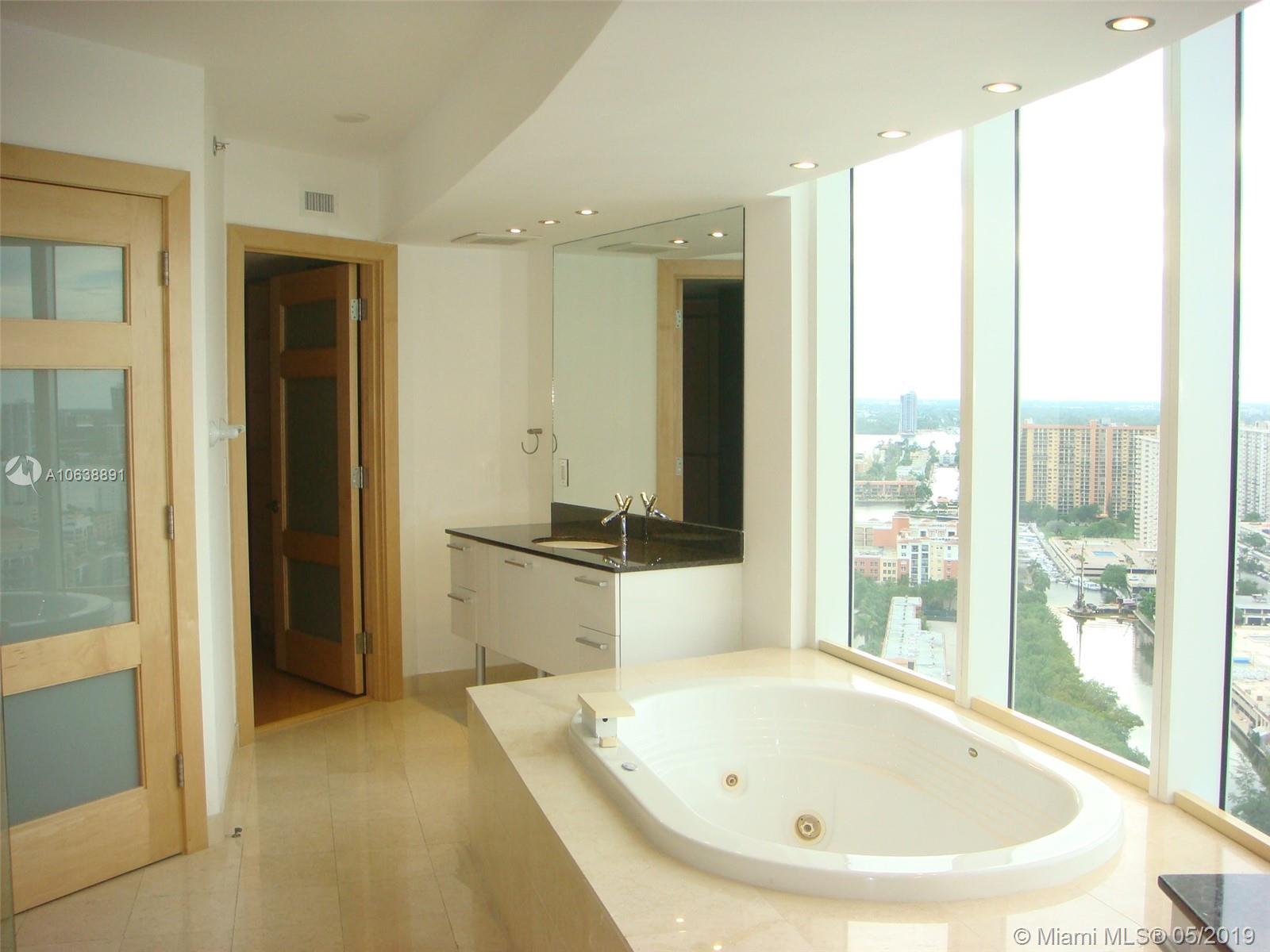 OCEAN FOUR CONDO - Residential Lease