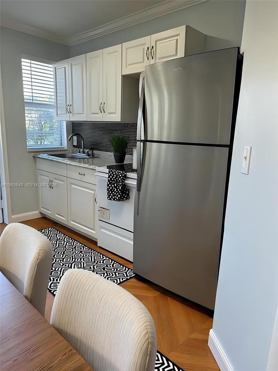 RIVER POINT CONDO - Residential