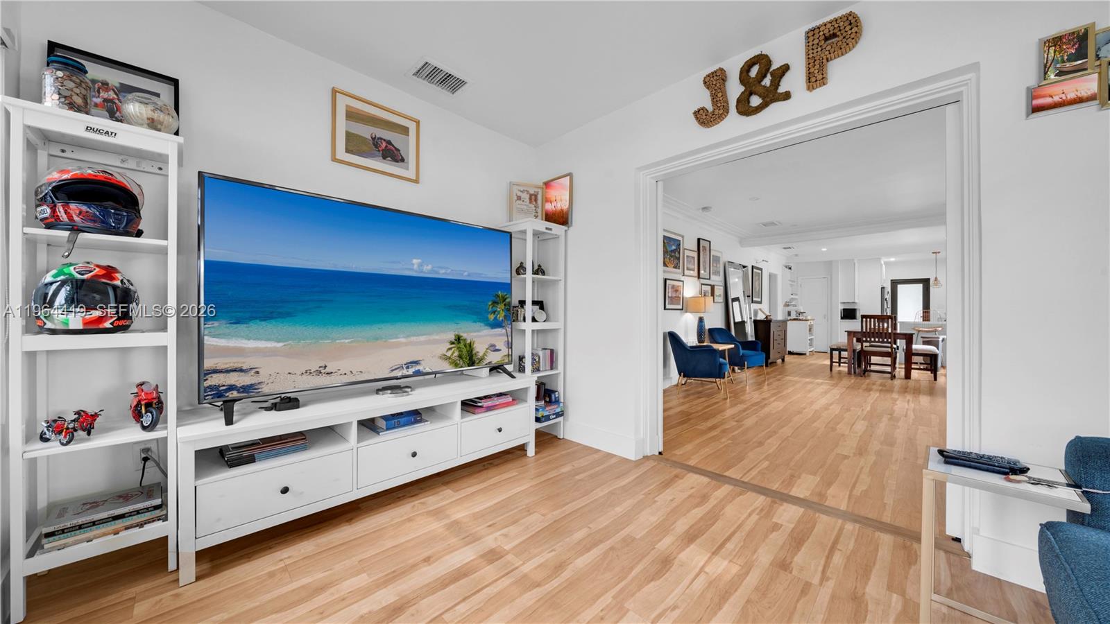 EAST SHENANDOAH - Residential