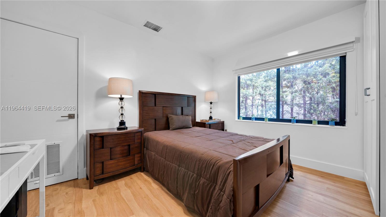 EAST SHENANDOAH - Residential