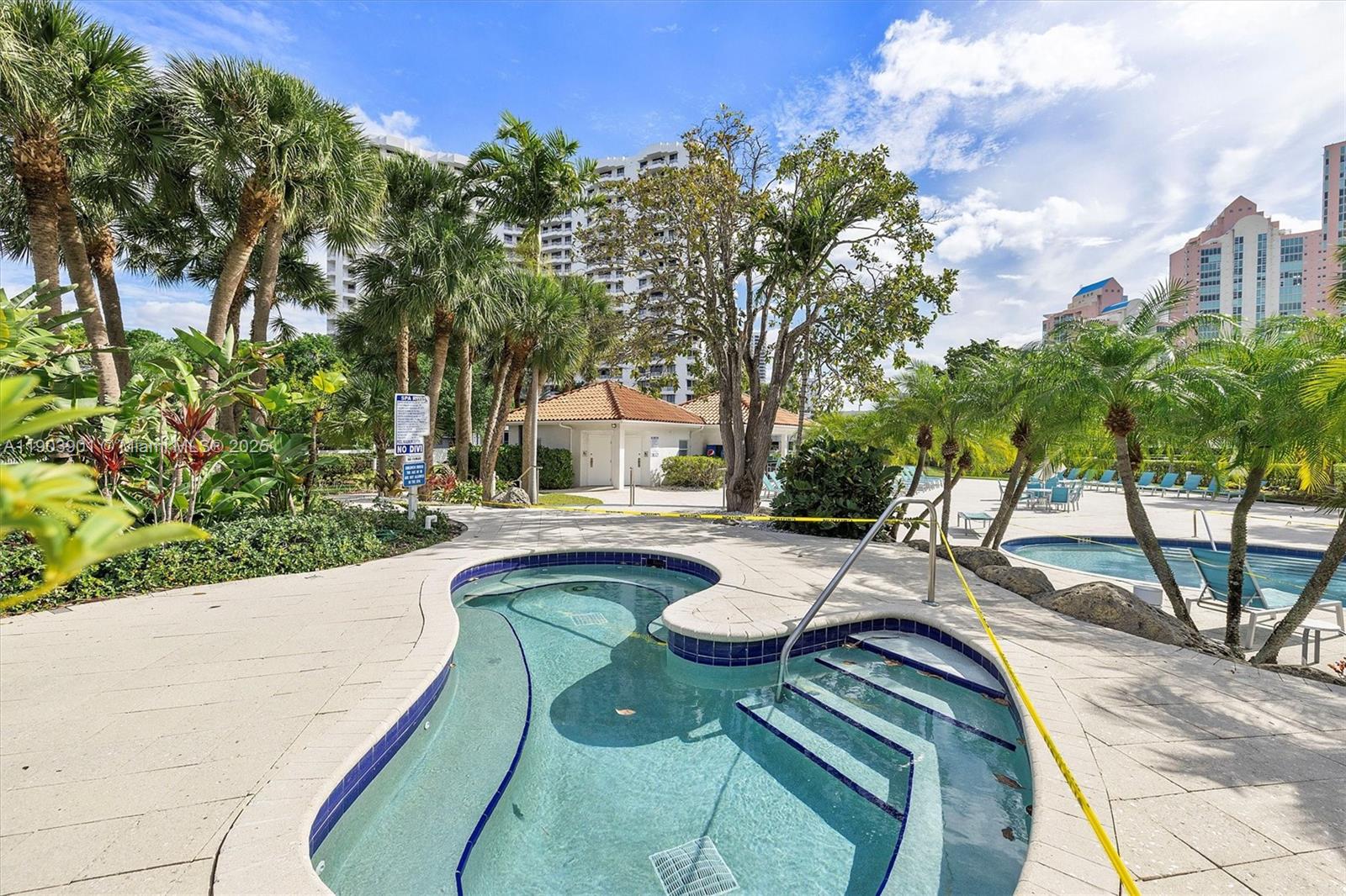 PARC CENTRAL AVENTURA EAS - Residential Lease