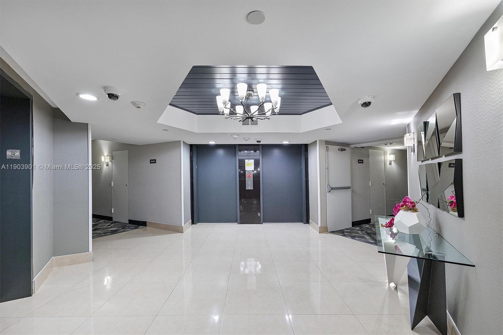 PARC CENTRAL AVENTURA EAS - Residential Lease