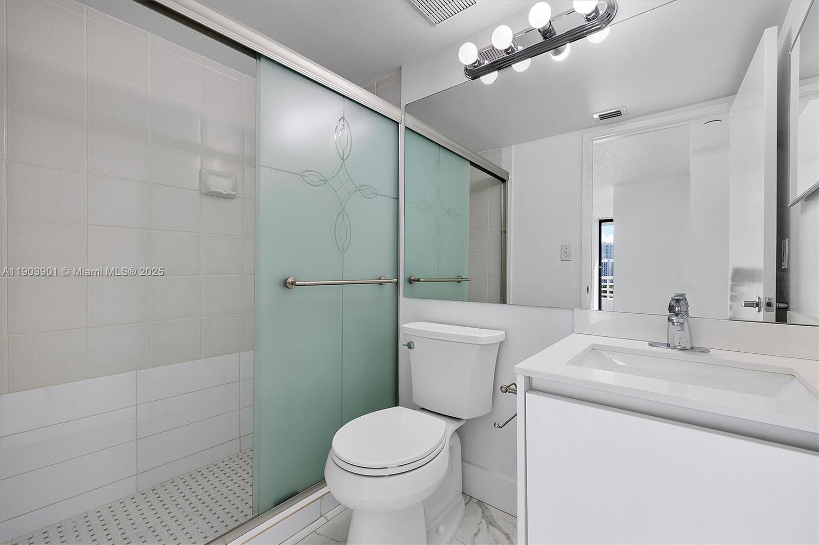 PARC CENTRAL AVENTURA EAS - Residential Lease