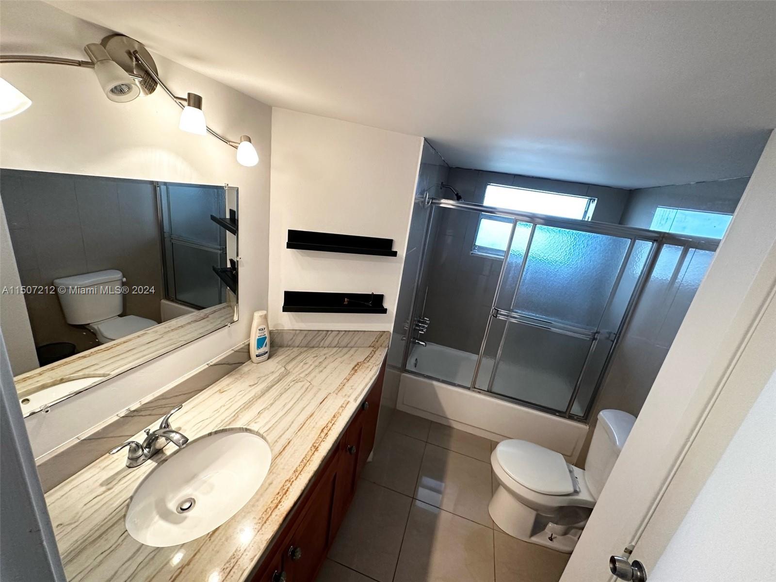 JADE WINDS GROUP - - Residential Lease