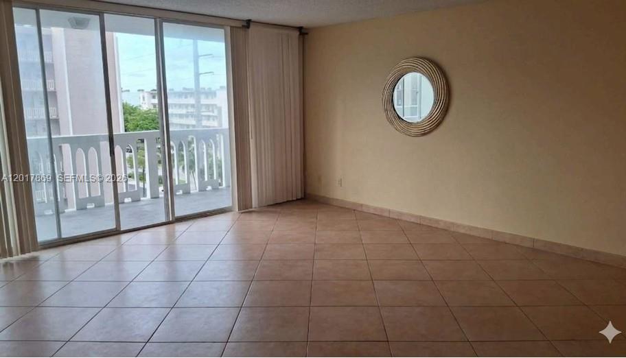 View photos, virtual tours, details... 401 NE 14th Ave 507