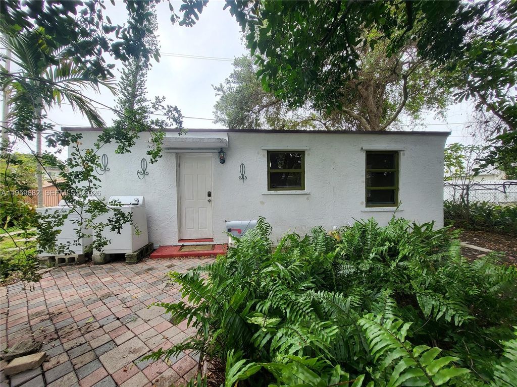 Photo of Dania Beach, FL 33004 (MLS # A11959682)
