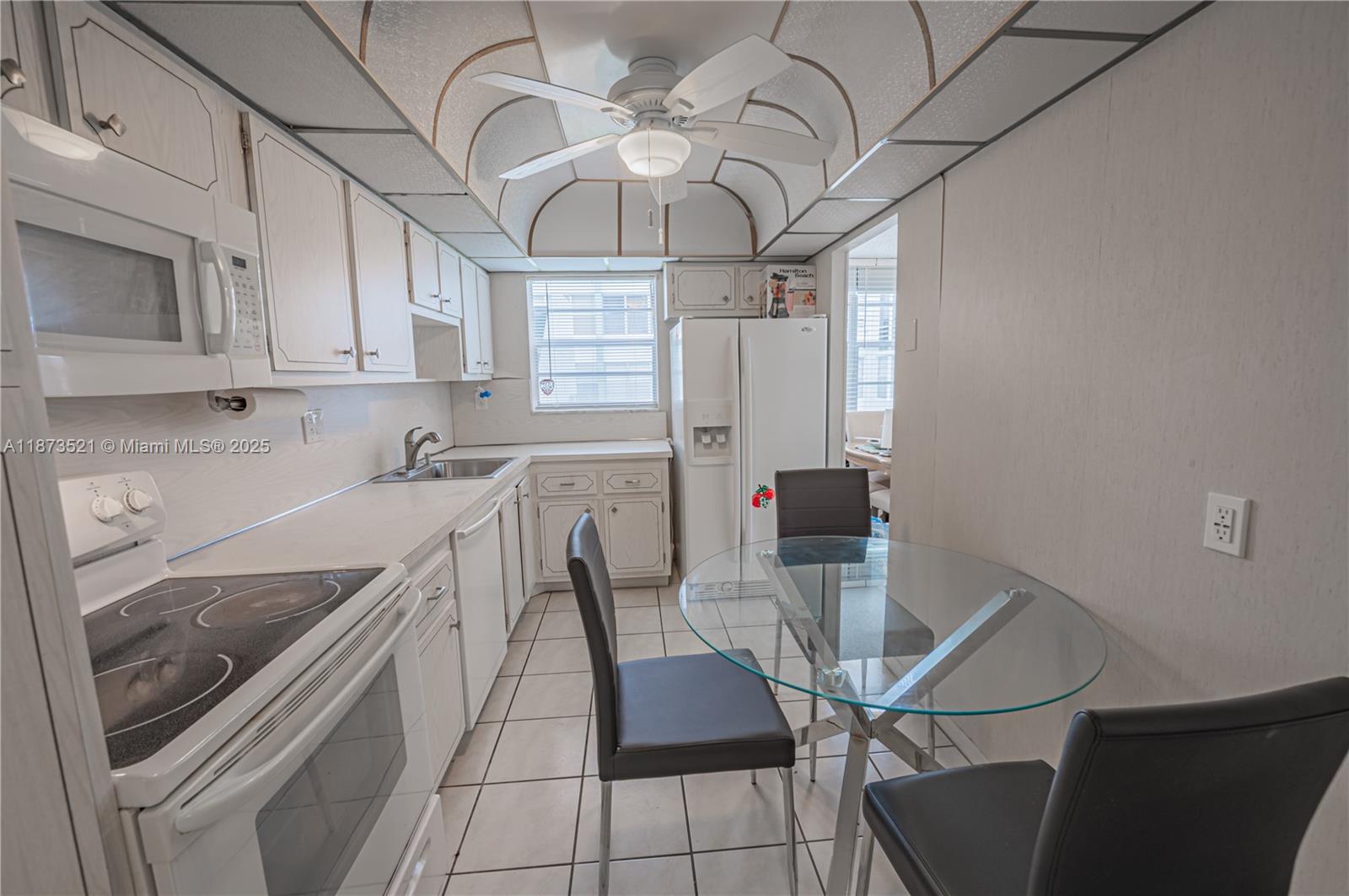 WATERGATE CONDOMINIUM NO - Residential